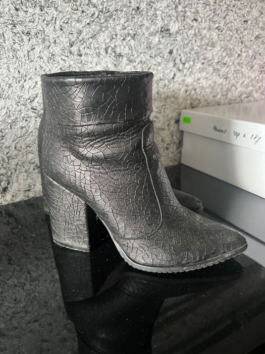 Чоботи жіночі /шкіра