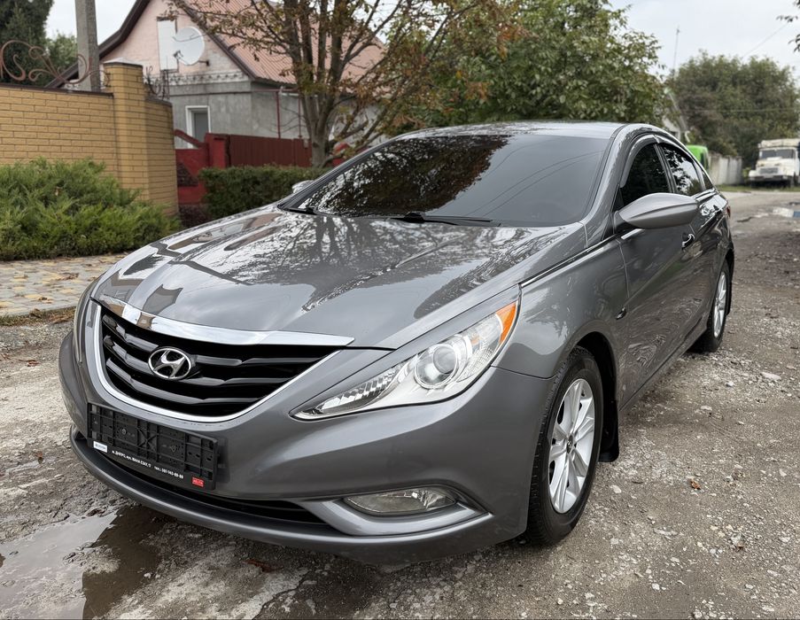 Hyundai sonata