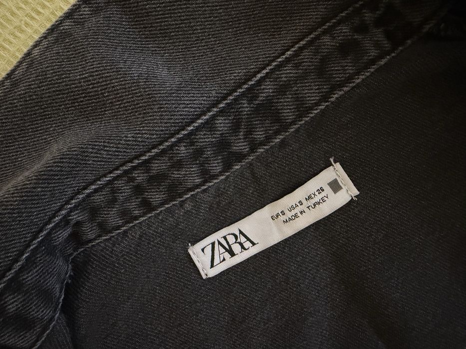 Комплект: джинси та куртка зі стразами Zara