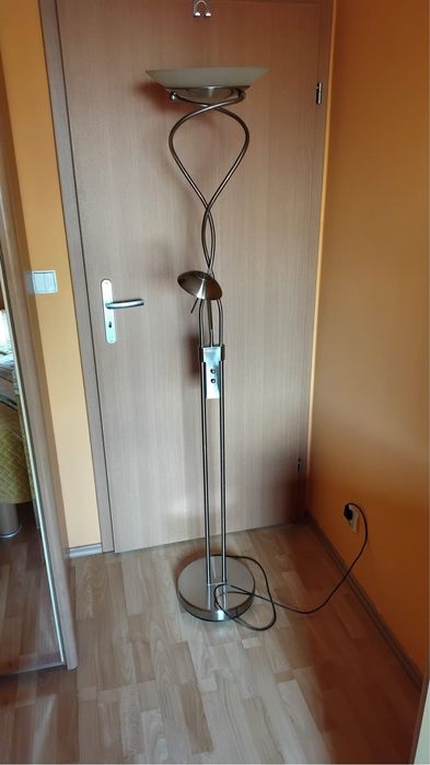 Lampa stojaca srebrna