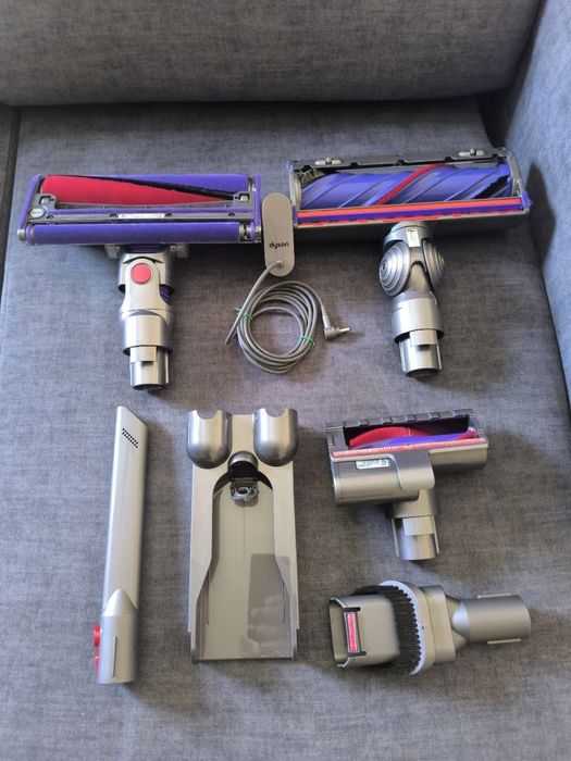 Aspirador Vertical Dyson Cyclone V10 Absolute