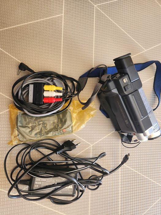 Sony DCR-TRV355E Digital8 — Câmara de vídeo | Digitaliza cassetes Hi8/8mm