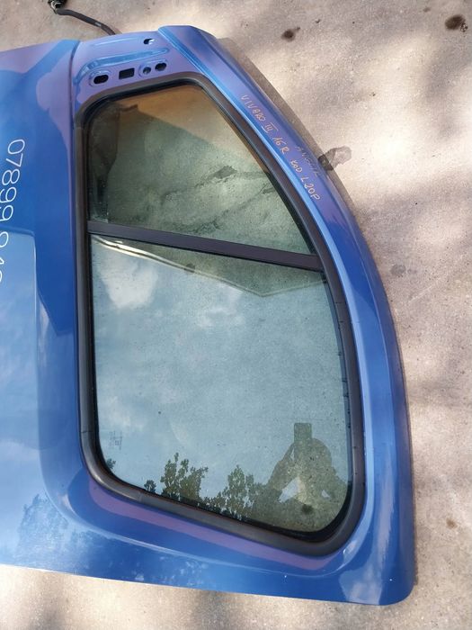 drzwi lewe przód l20p opel vivaro 2016