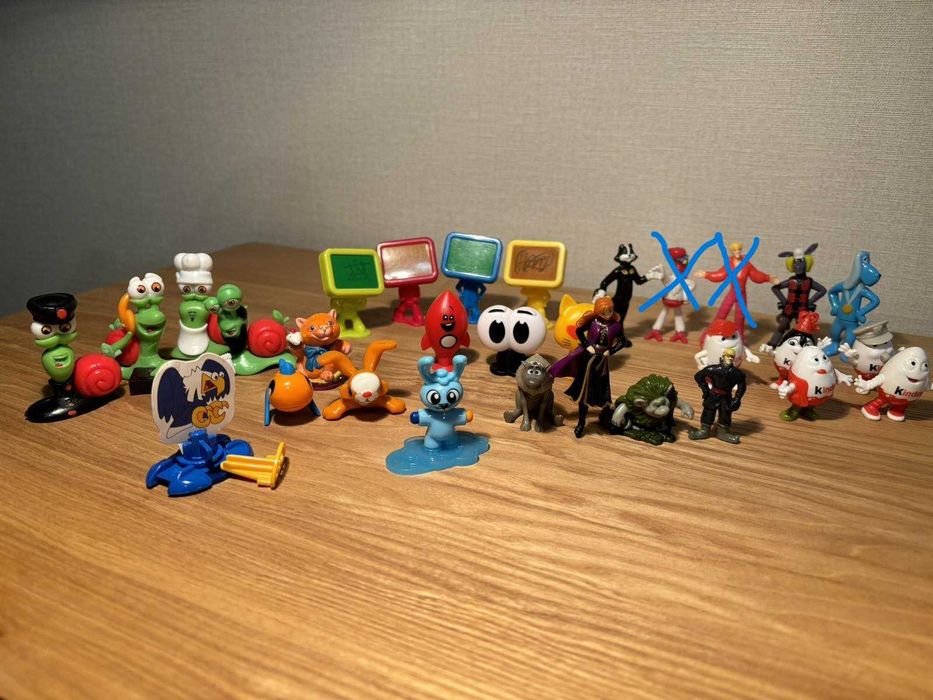Игрушки из Киндеров
