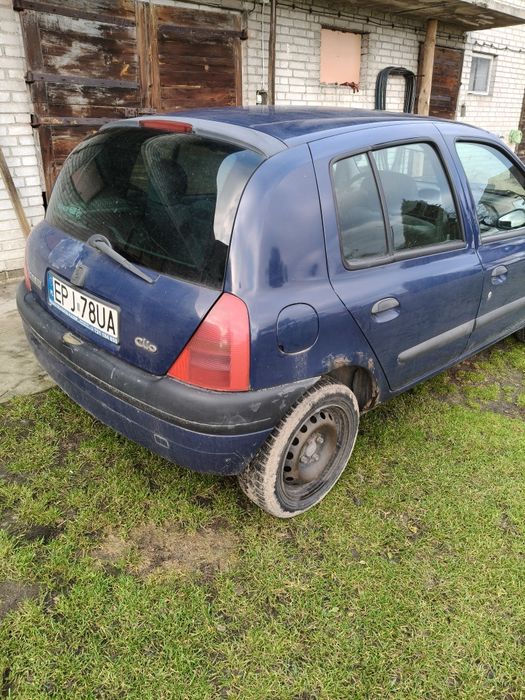 Renault Clio II 1.2 i RT 2000r.