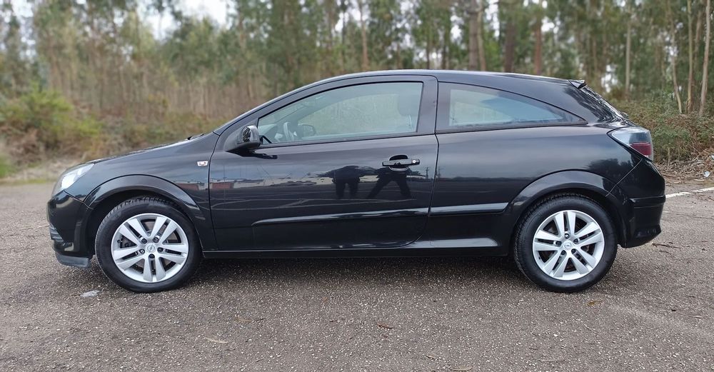 Opel Astra GTC 1.7 CDTI