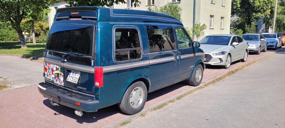 1997 CHEVROLET ASTRO 4.3 GAZ Salonka Zamiana