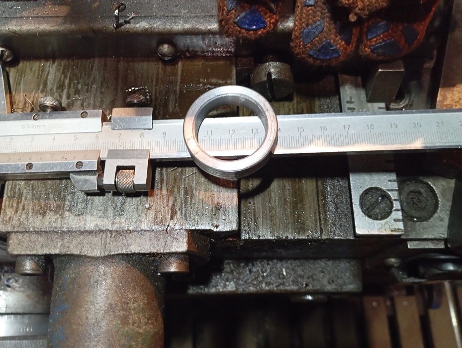 Токарь выполнит токарные работы от одной детали металл пластик дерево