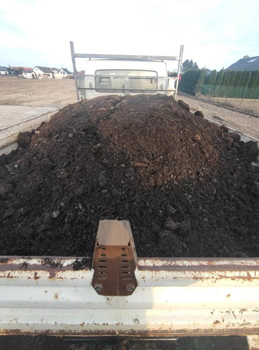 Ziemia przesiana pod trawnik, warzywniak