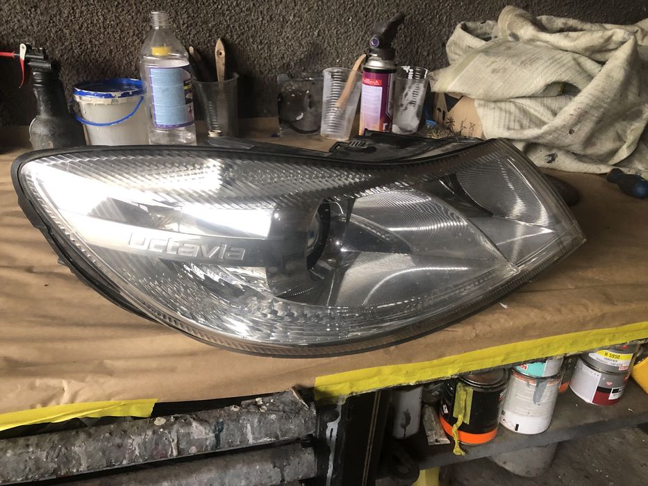 Фара права OCTAVIA А5