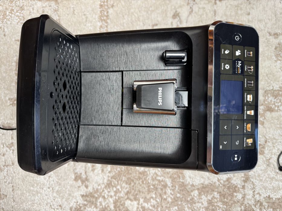 Кавомашина Philips 5400 LatteGo