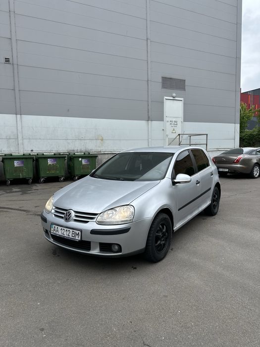 Volkswagen Golf V! Автомат! 1.6 mpi!