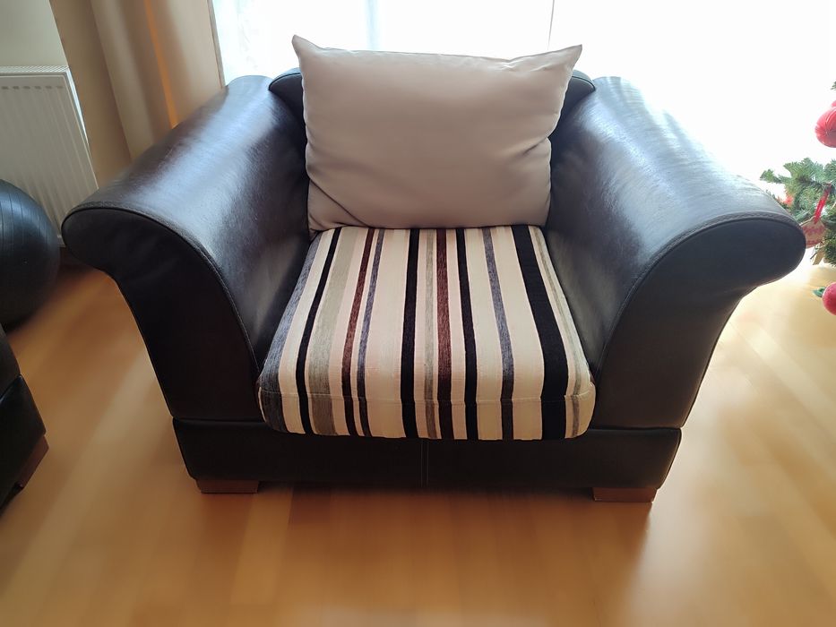 Sofa + 2 fotele – eko skóra, bardzo dobry stan