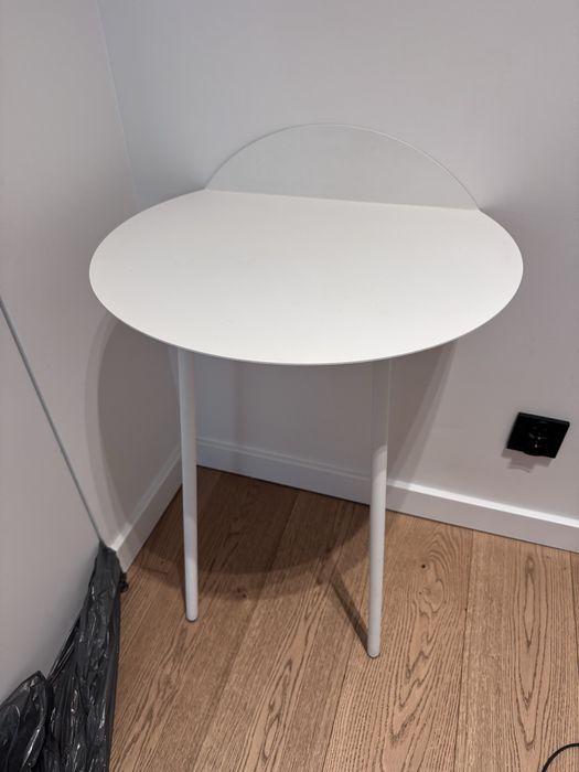 Yeh Wall Table marki Menu stoliczek konsola