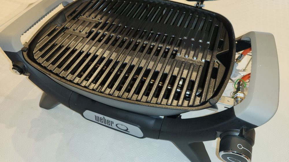 Grelhador Weber Q1200 novo