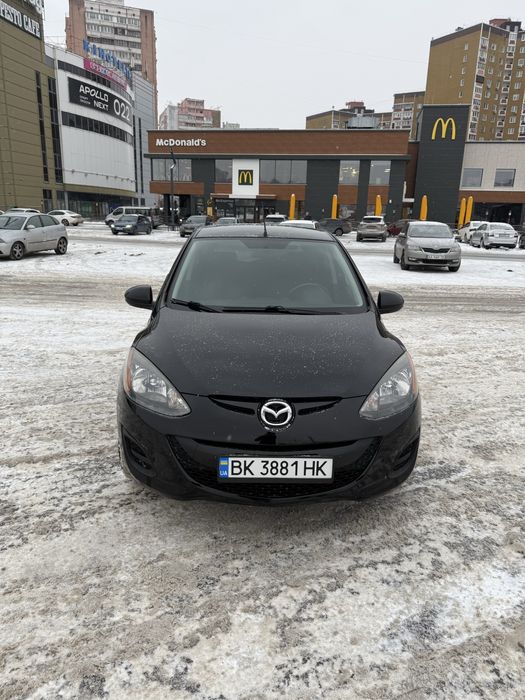 Мазда 2 автомат 2011 Mazda 2