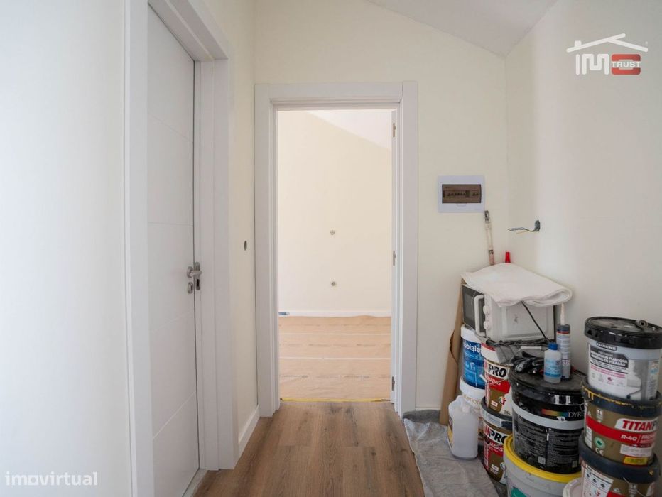 Moradia Térrea Totalmente Remodelada com Espaço Exterior | Pego, Ab...