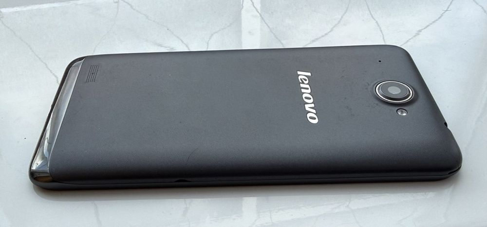Телефон Lenovo S939