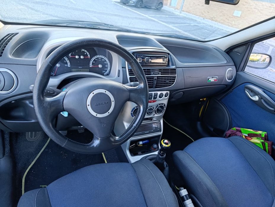 Fiat Punto — fotografia 9