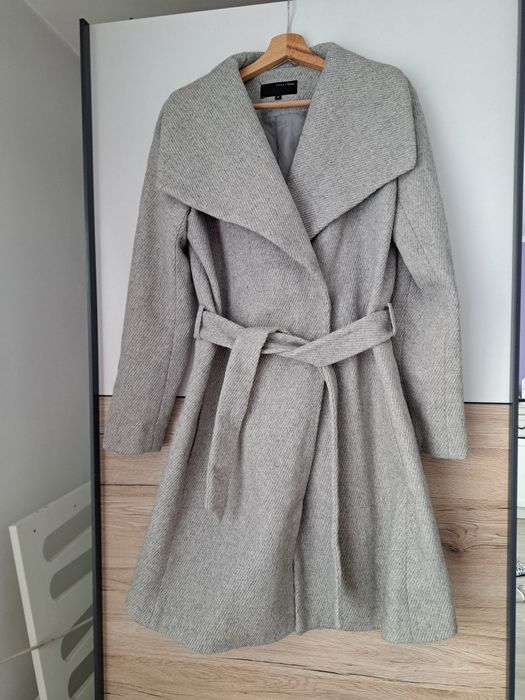 Plaszcz elegancki Carry L