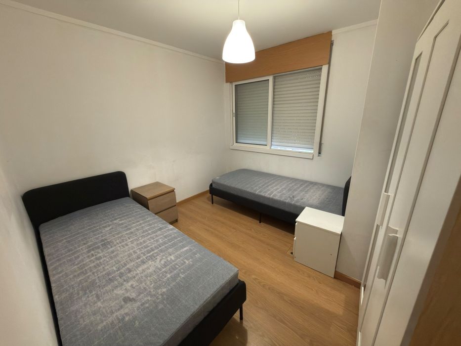 Quarto para arrendar