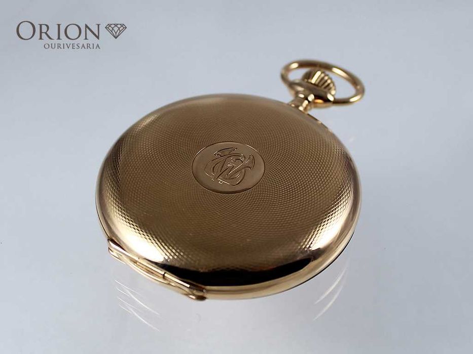 IWC de bolso antigo em ouro