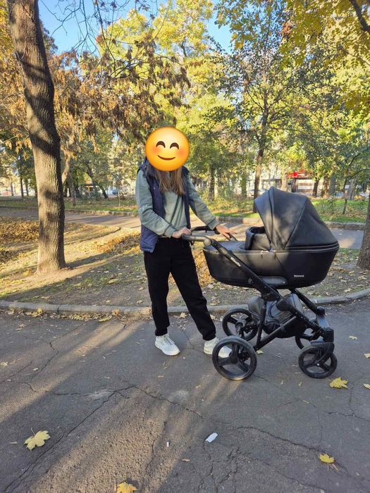 Продам детскую коляску Mirello 2в1