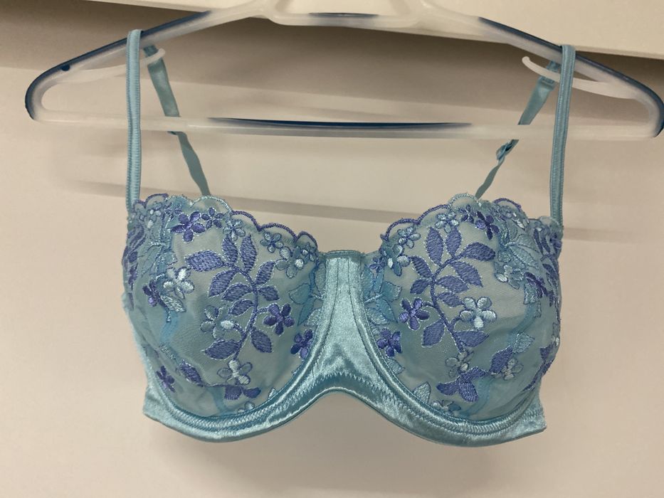 Biustonos la senza nowy