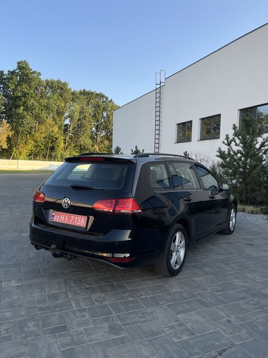 Продам автомобіль Golf 7 2015р 1.6 tdi МКПП