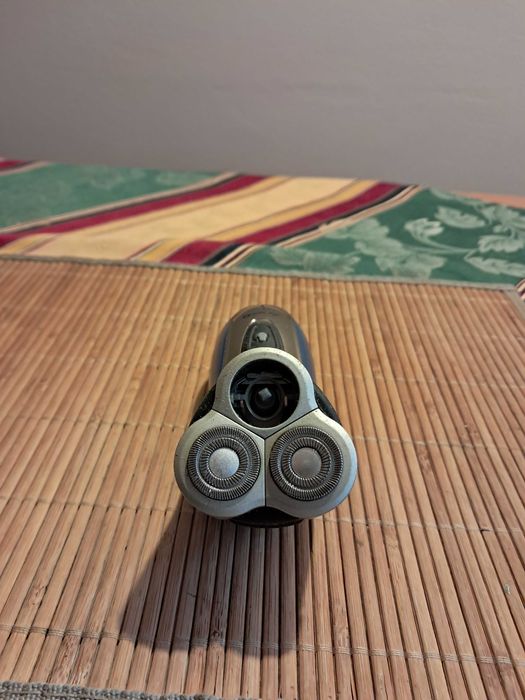 Golarka akumulatorowa Łucznik ES 2019 - na części