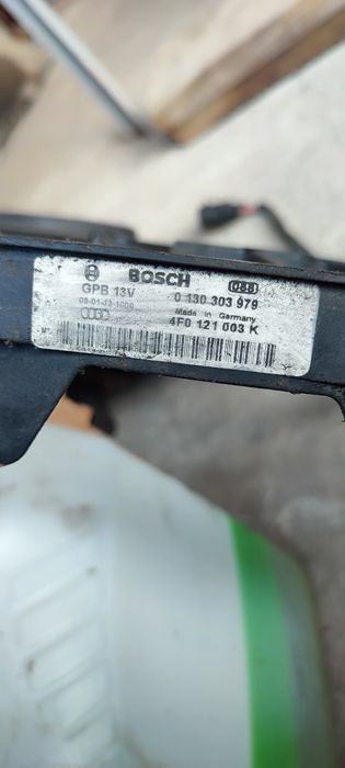 Диффузор радіатора з вентиляторами охолодження audi A6C6 3.0, 2.7