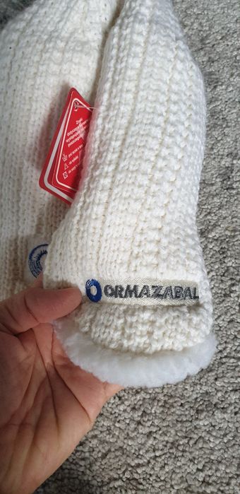 Ciepla czapka nowa prezent