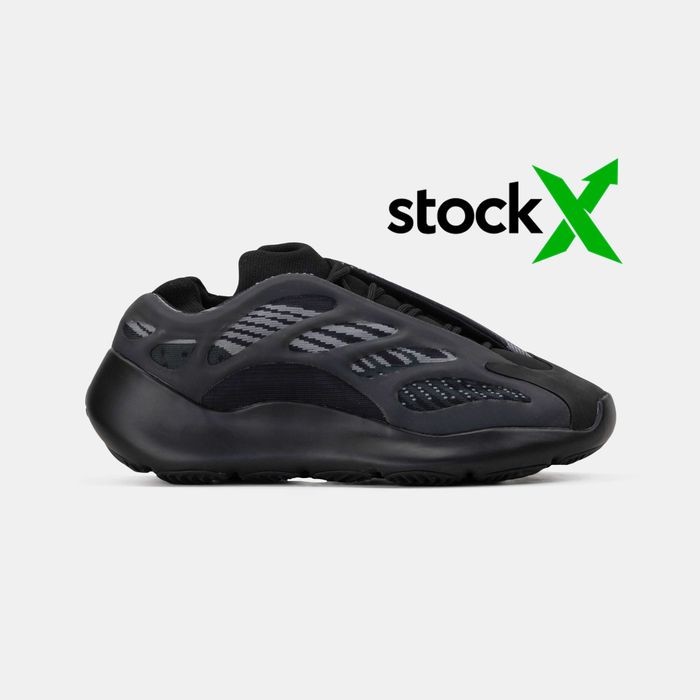 Жіночі кросівки Adidas Yeezy Boost 700 v3 "Black Alvah" Розміри 36-40
