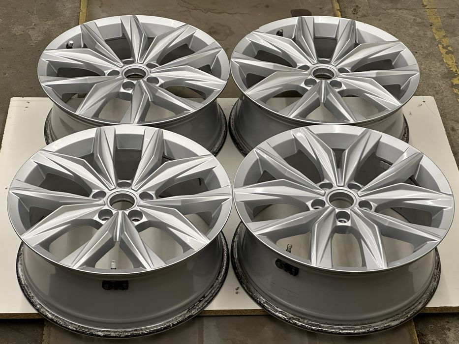 Оригінальні диски Volkswagen 5NA601025B 7J 5x112 R18 ET43 Tiguan T-Roc Passat Arteon