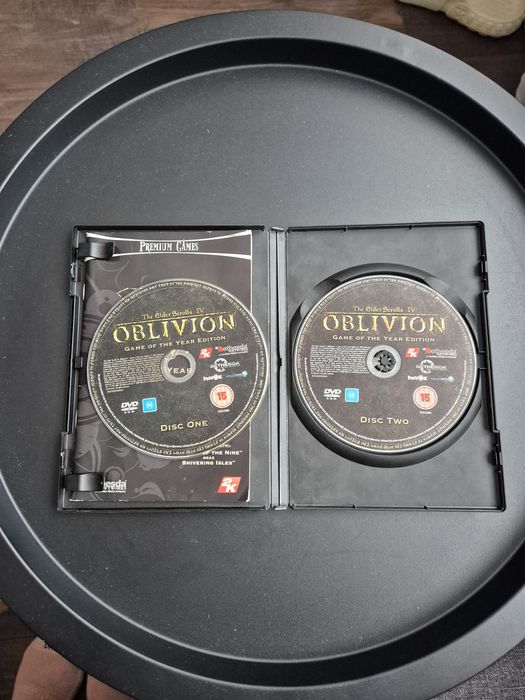 The elder scrolls oblivion IV 4 pudełko książeczka pc