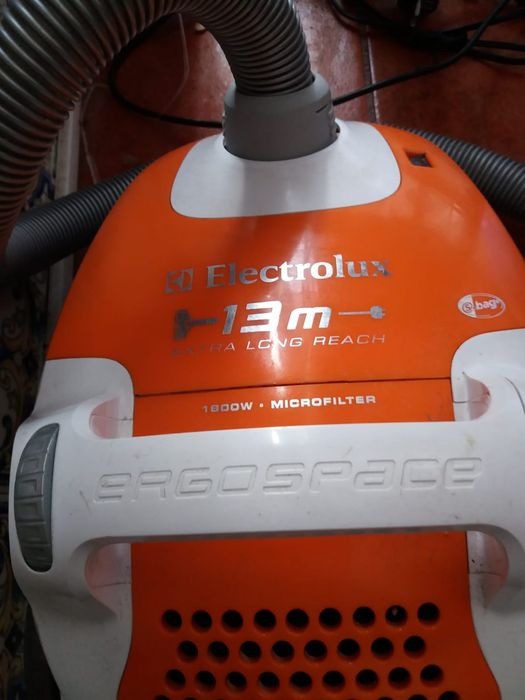 Aspirador Electrolux 1800W