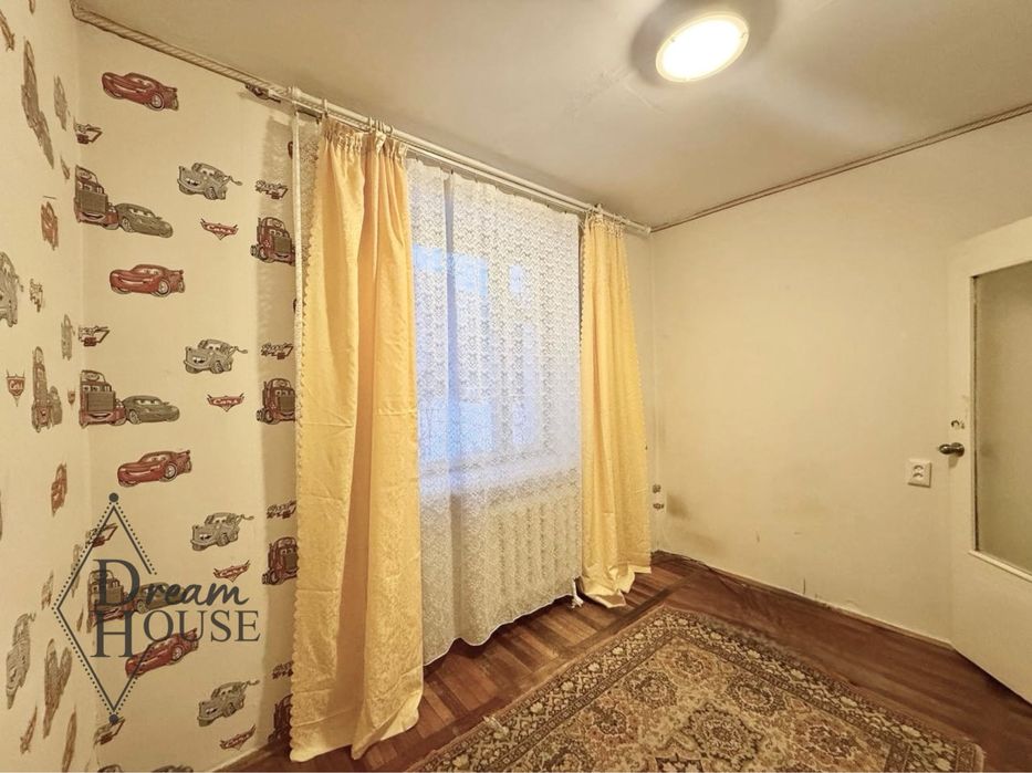 Продаж 3 кімнатної квартири