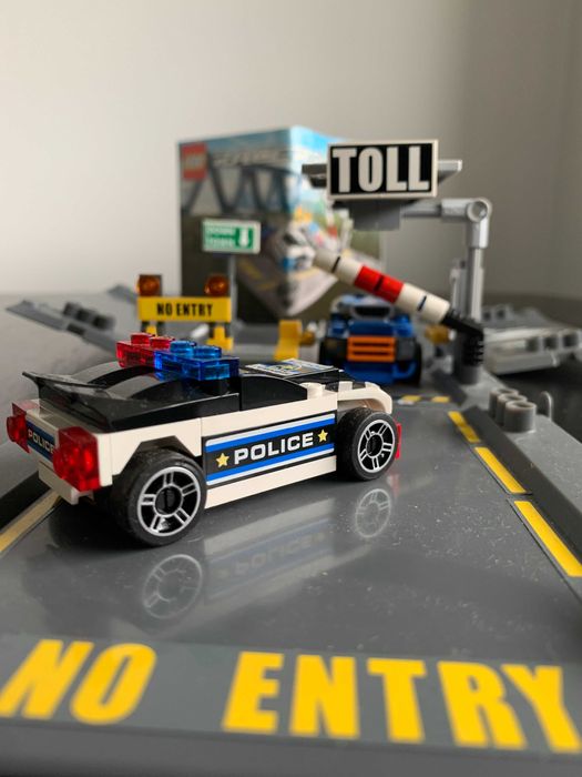LEGO Racers 8197 Highway Chaos