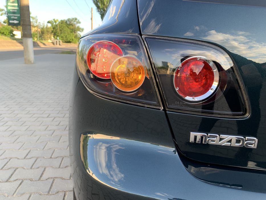Продам Мазда  3 автомат 1.6