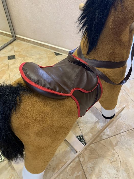 Коник -гойдалка.