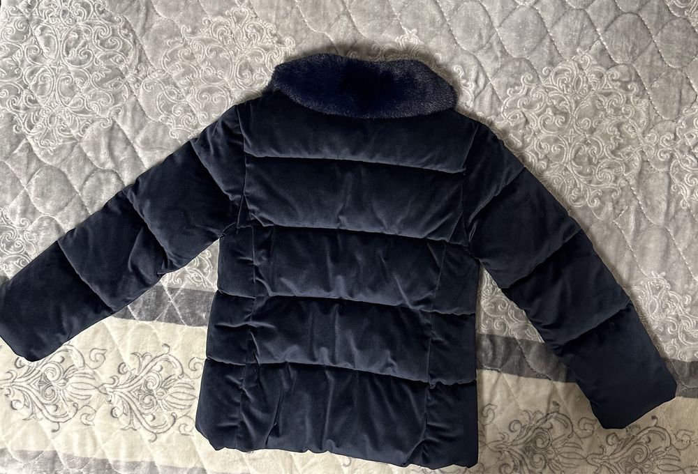 Зимова куртка для дівчинки від бренда Mayoral