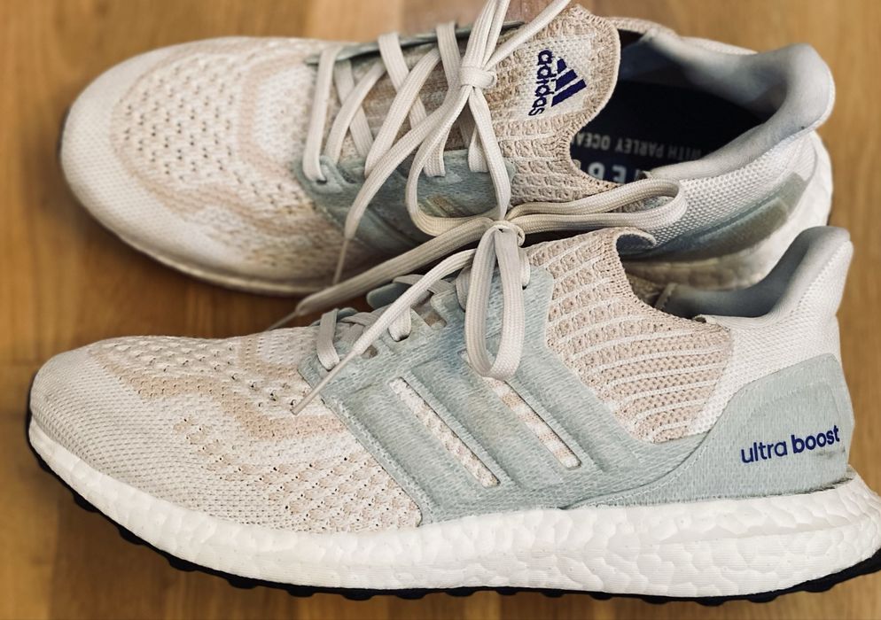 Кросівки Adidas Ultra Boost.