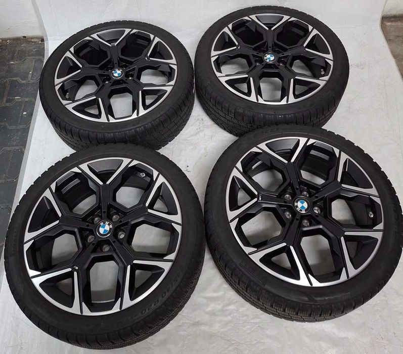 Komplet oryginalnych kół zima BMW 20” Seria: X1 U11 nr mag 1/647