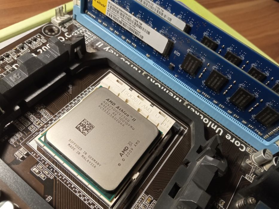 Комплект Asus M4A88TD-V, Athlon II X2 250, 8Gb