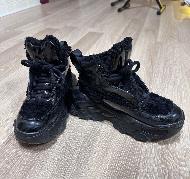 Зимние кроссовки-ботинки Vitto Rossi 38 размер