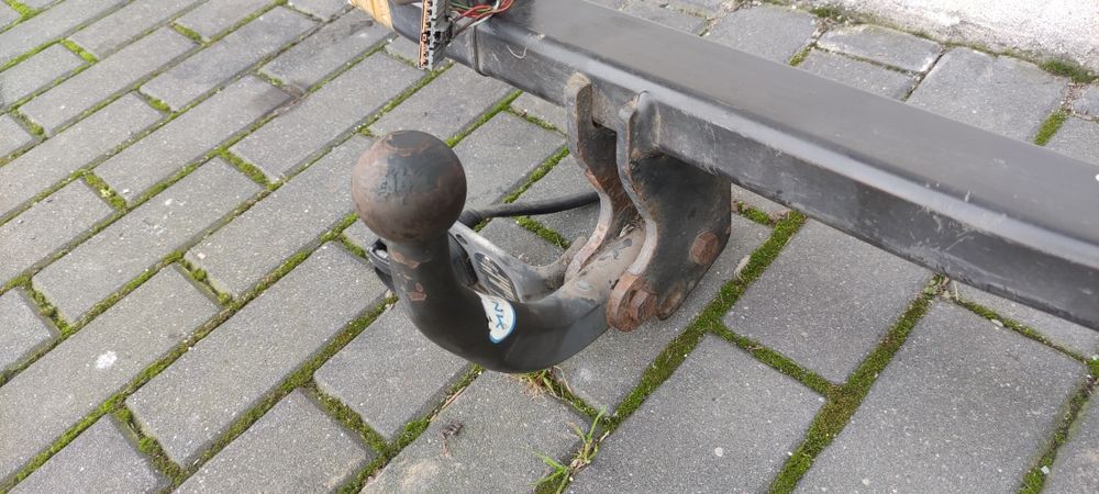 Hak holowniczy belka kula instalacja wiązka Ford Focus C-Max mk1 brink