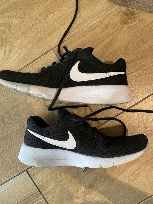 Nike tanjun rozmiar 36,5, wkladka 23,5 cm stan bdb