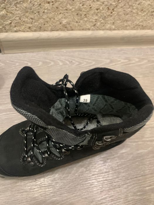 Ботинки лыжные Alfa Kikut.39 размер.