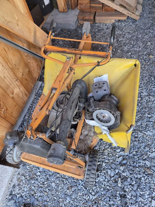 AS Motor 26 kosiarka do wysokiej trawy karczownica