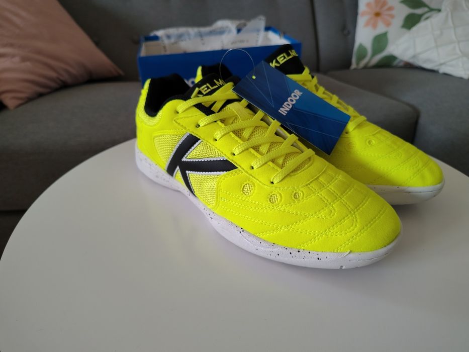 Buty halowe Kelme Indoor Copa – rozmiar 42